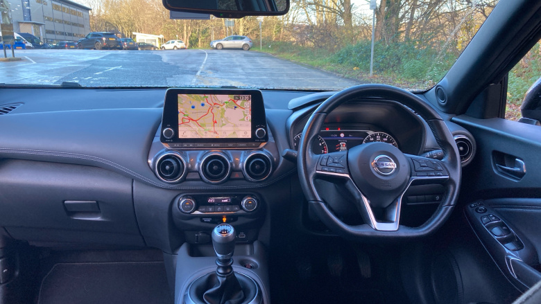 Nissan Juke 1.0 DiG-T 114 N-Connecta 5dr Petrol Hatchback